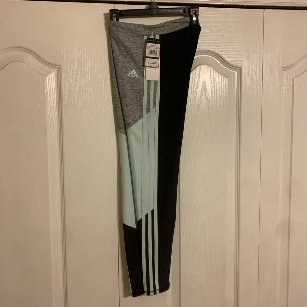 Girls, Adidas three colored Leggins
Size Large (14) brand new with tag 🏷️